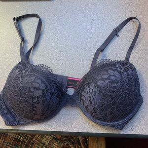 La SENZA 36B lace plunge obsession bra NWOT